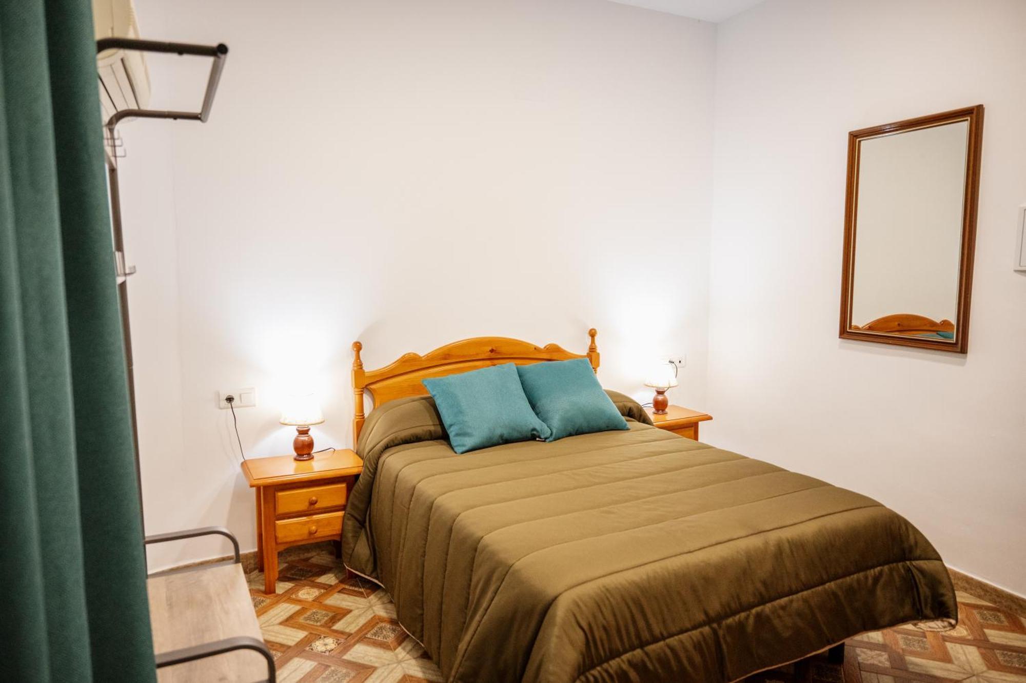 Rollo Campillo Apartment Трухильо Екстериор снимка
