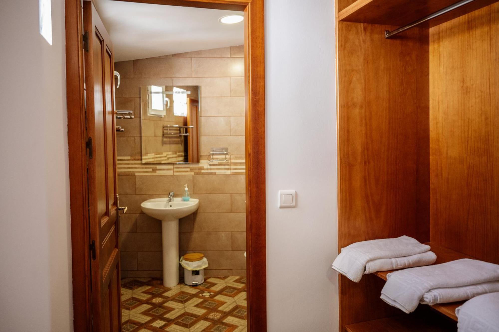 Rollo Campillo Apartment Трухильо Екстериор снимка
